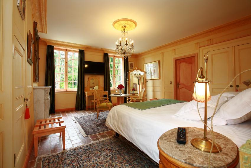 Bed and Breakfast Le Domaine Du Lieu Athan ,Reserve Aux Adultes Saint-Gatien-des-Bois Экстерьер фото
